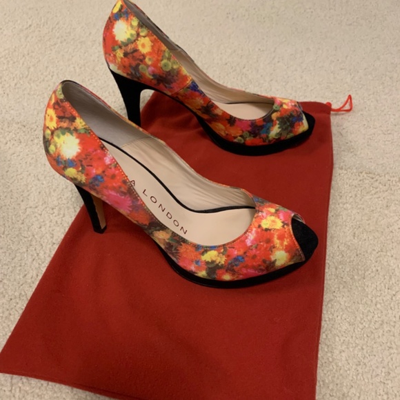 Floral pumps - Picture 3 of 4